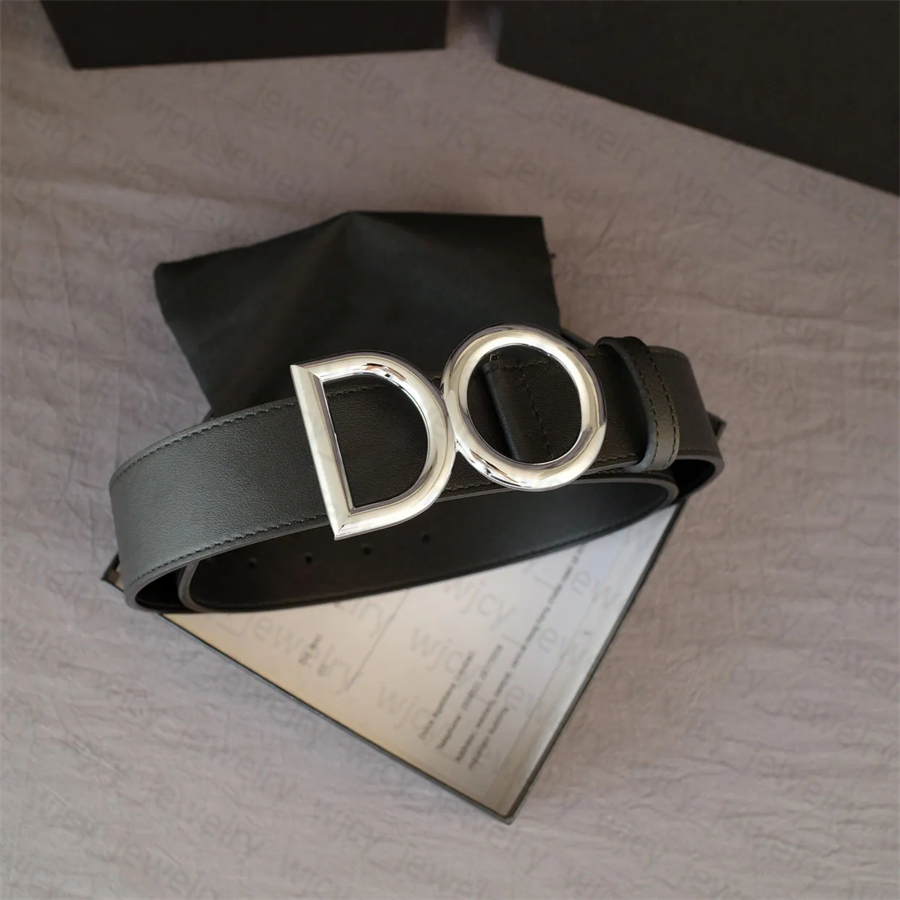 Classic Designer Mens Belt Width 4CM Genuine Leather Belts for Man Woman Smooth Buckle Gold Sliver Cowhide Letter Design
