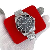 Black NO Date Jubilee strap